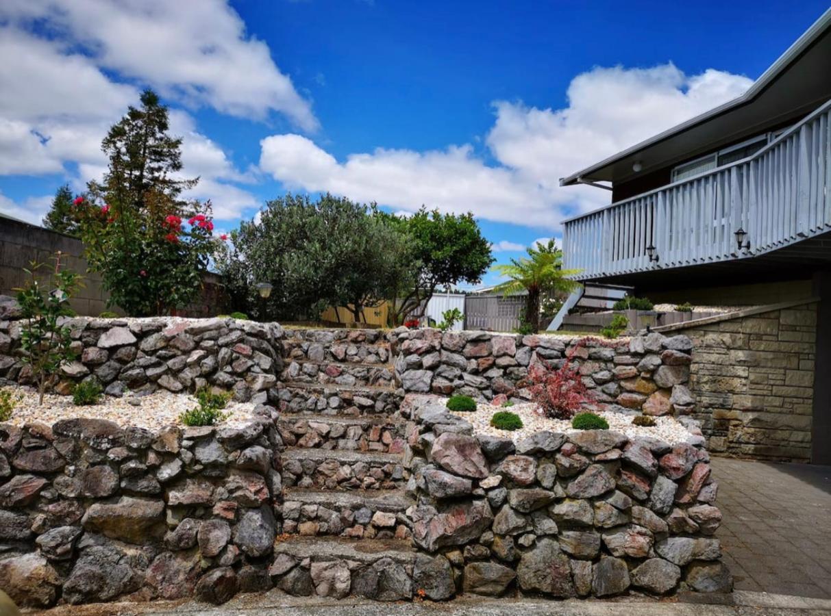 Spacious Utuhina Holiday House Rotorua Bagian luar foto