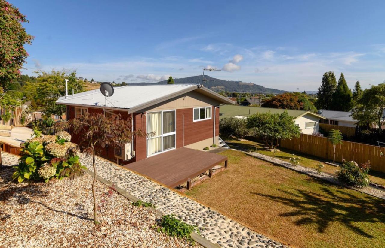 Spacious Utuhina Holiday House Rotorua Bagian luar foto